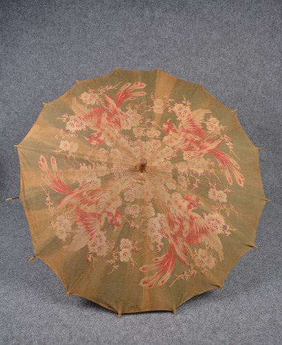 Antiker sonnenschirm vintage - sonnenschirm,